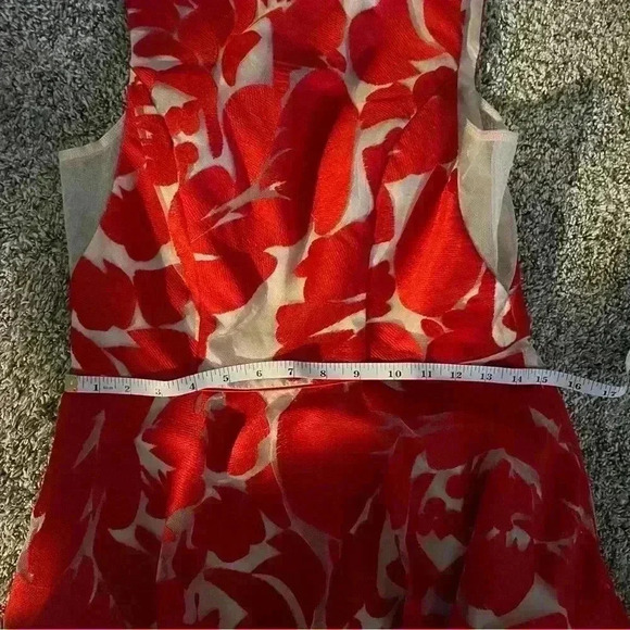 Red and beige floral prom dress. Size 3 from Windsor. - Picture 5 of 5